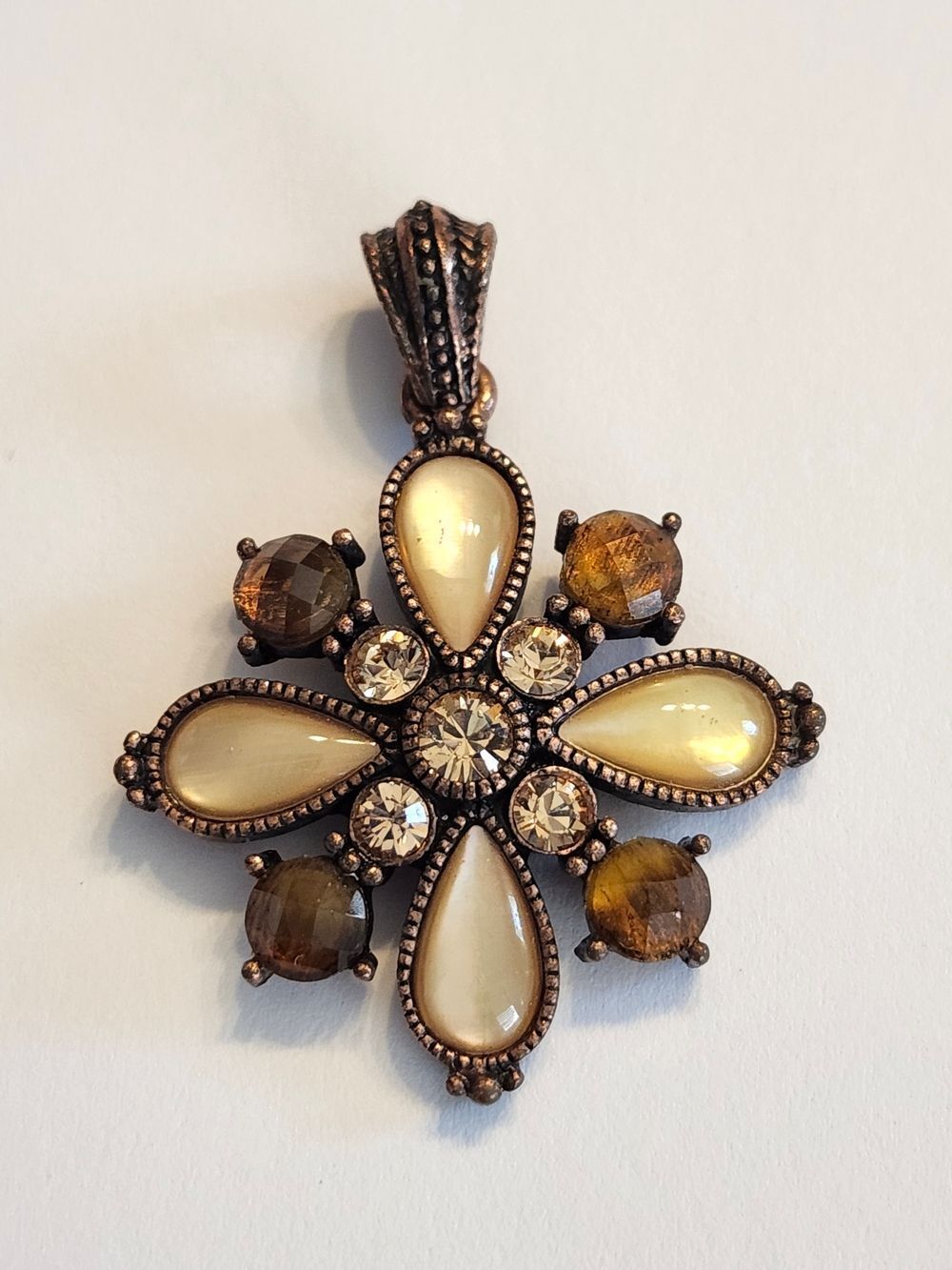 2028 Brand Brown Pendant For Necklace